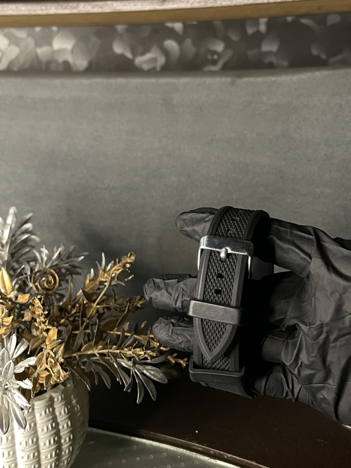 Skimi Gym watch with black straps, Black dial, Water Resistance